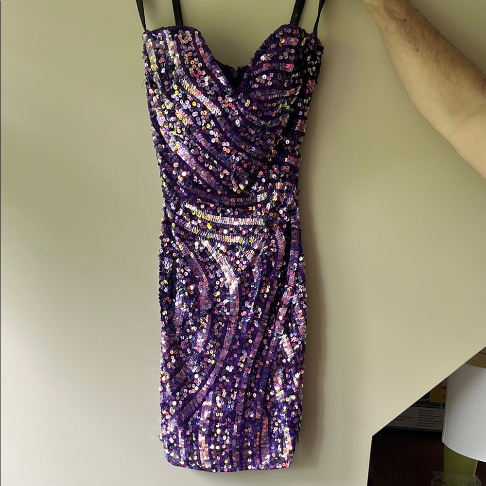 MAC DUGGAL purple sequin formal dress
